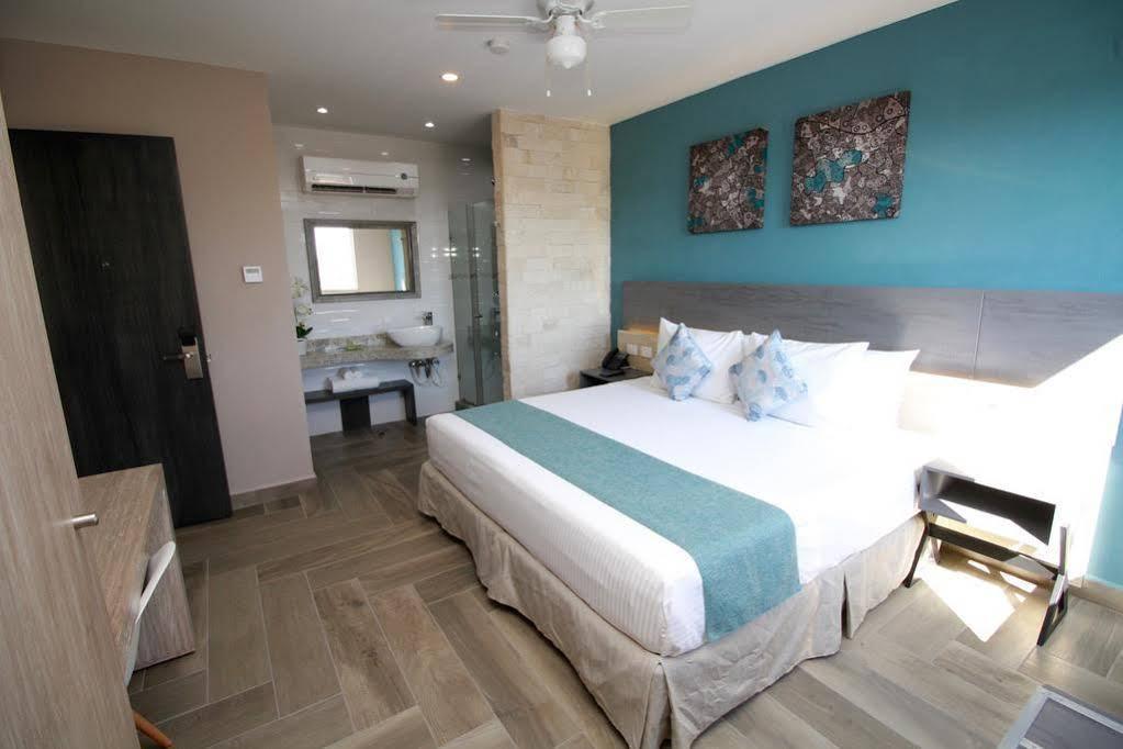 Illusion Xpress I Attraction Hotel Deluxe بلايا ديل كارمن المظهر الخارجي الصورة