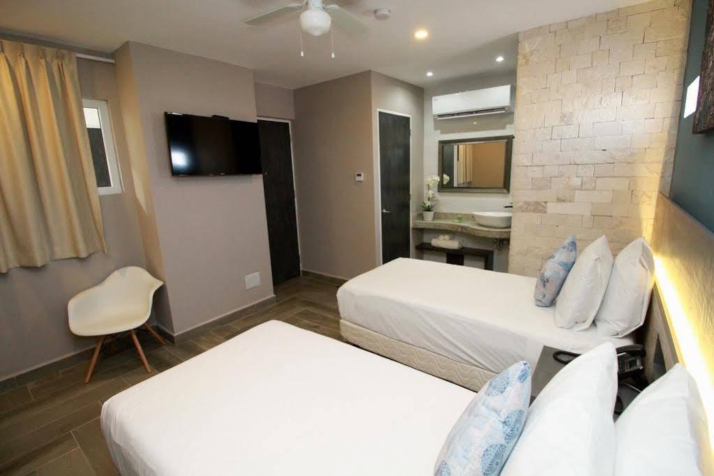 Illusion Xpress I Attraction Hotel Deluxe بلايا ديل كارمن المظهر الخارجي الصورة