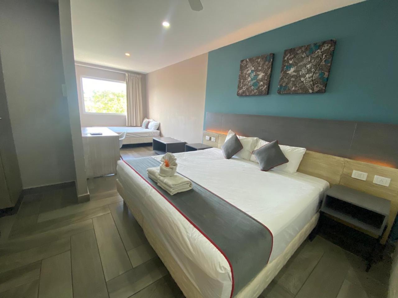 Illusion Xpress I Attraction Hotel Deluxe بلايا ديل كارمن المظهر الخارجي الصورة