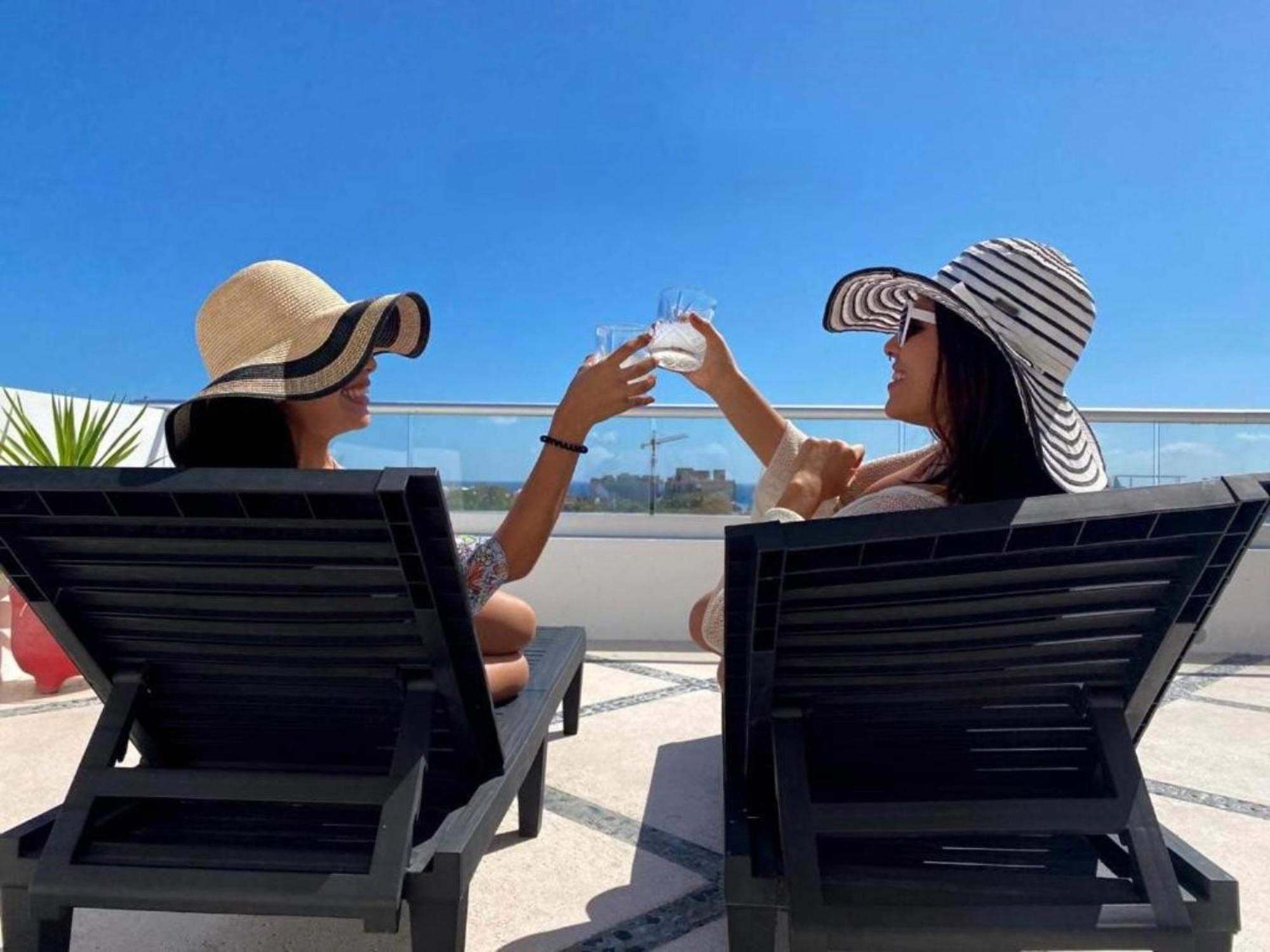 Illusion Xpress I Attraction Hotel Deluxe بلايا ديل كارمن المظهر الخارجي الصورة