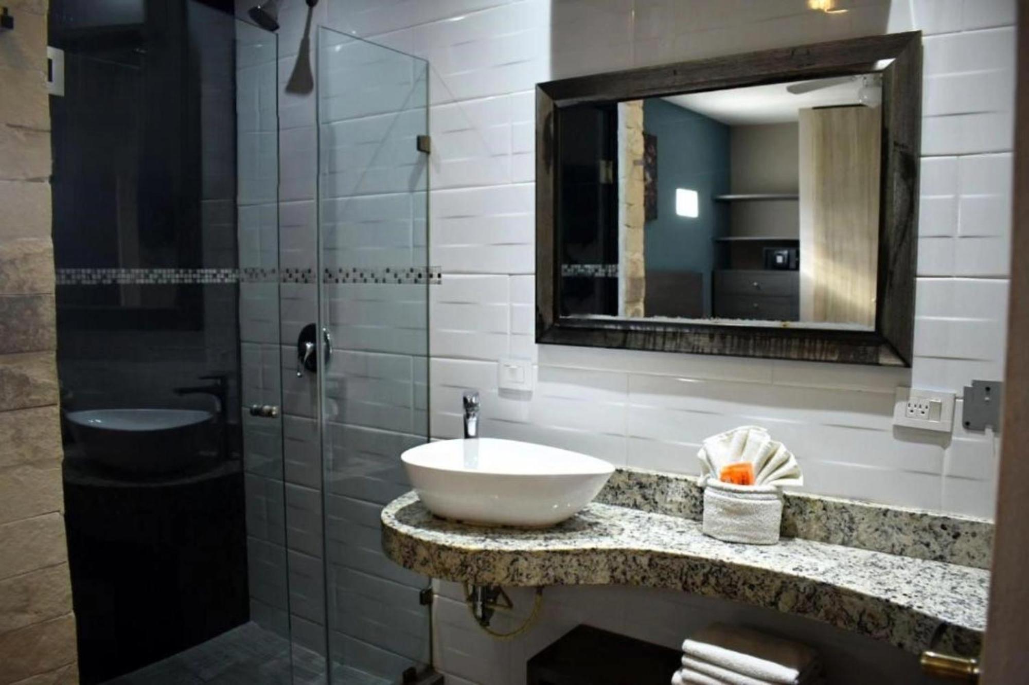 Illusion Xpress I Attraction Hotel Deluxe بلايا ديل كارمن المظهر الخارجي الصورة