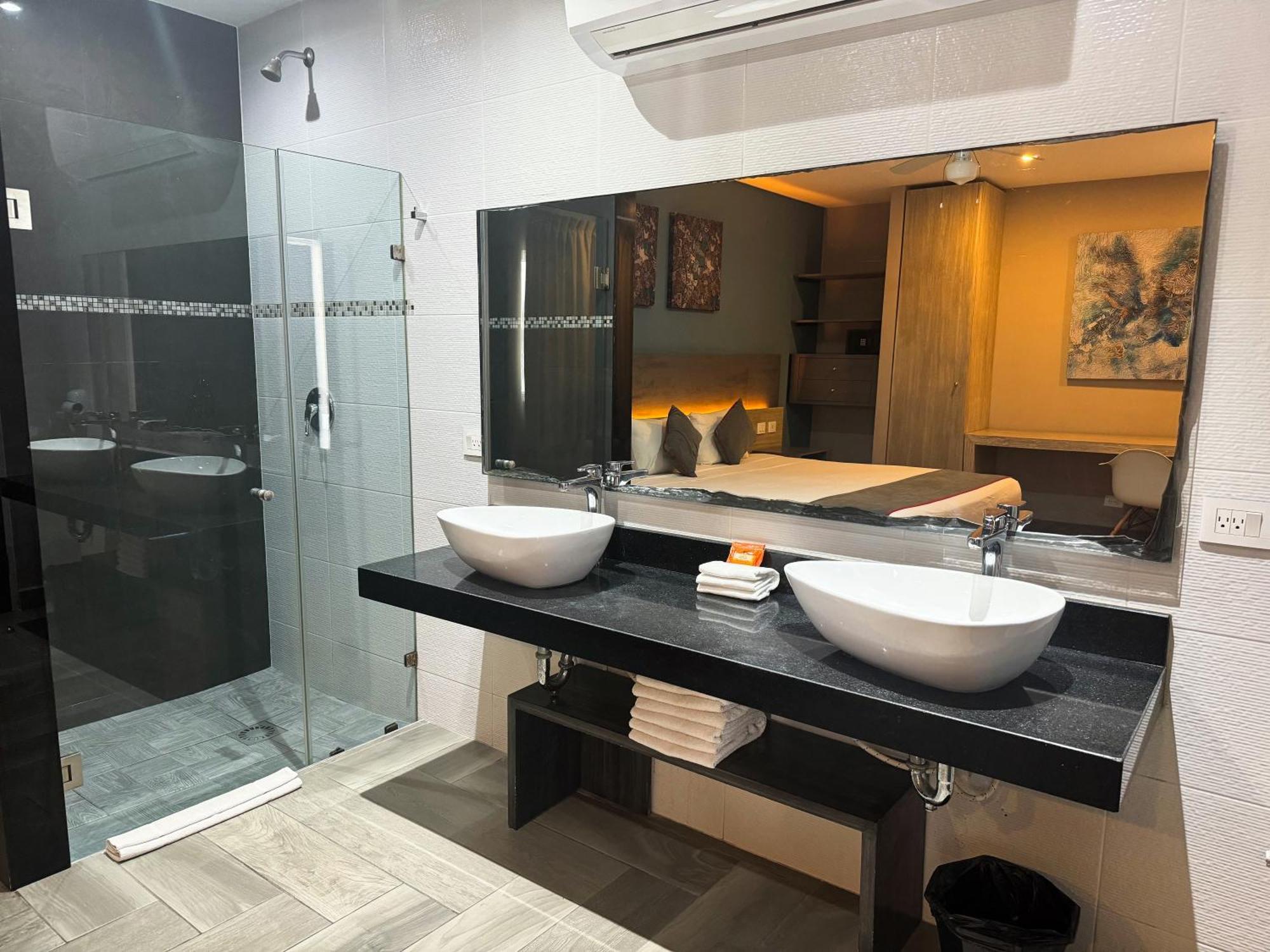 Illusion Xpress I Attraction Hotel Deluxe بلايا ديل كارمن المظهر الخارجي الصورة